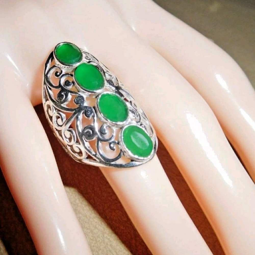 Artisan Handcrafted Raw-Cut Emerald Ring - image 2
